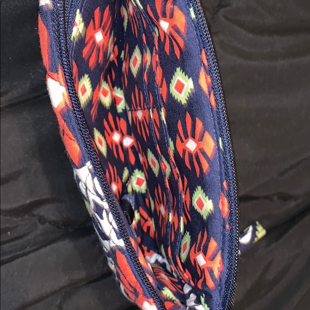 Vera Bradley Clutch Wallet Wristlet Brand New - Picture 2 of 2